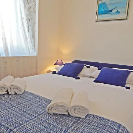 Apartments Moni Split Exterior photo